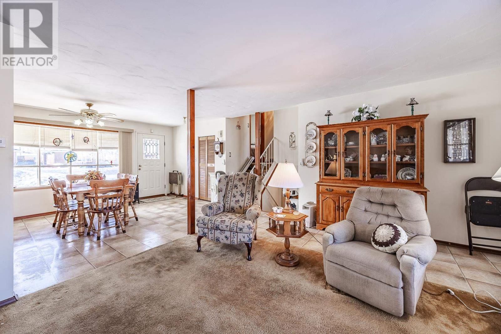 20 RUSHMERE DR Image 15