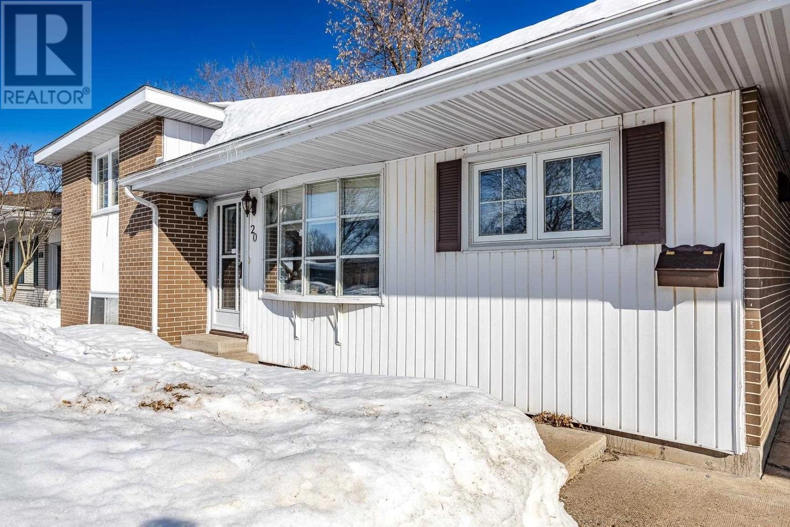 20 RUSHMERE DR Image 3