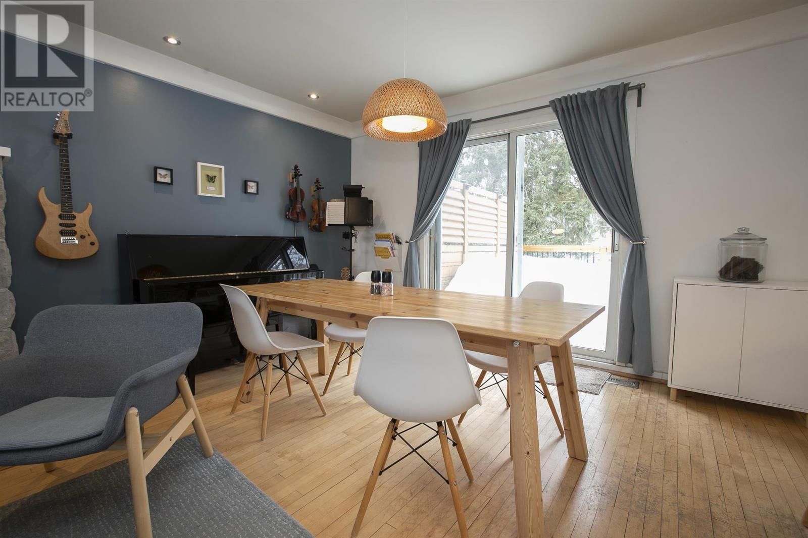 67 RIVERVIEW AVE Image 34