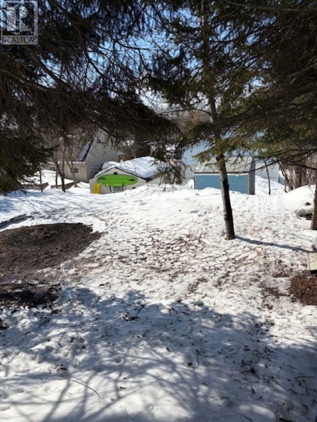 72 ELLIOTT RD Image 17