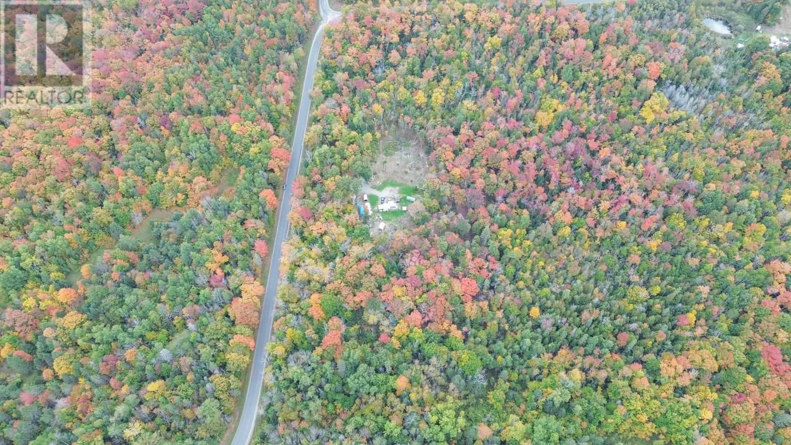 2542 HILTON RD Image 10