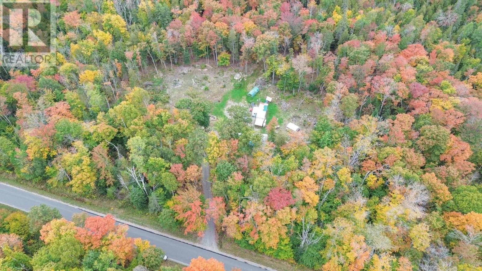 2542 HILTON RD Image 16