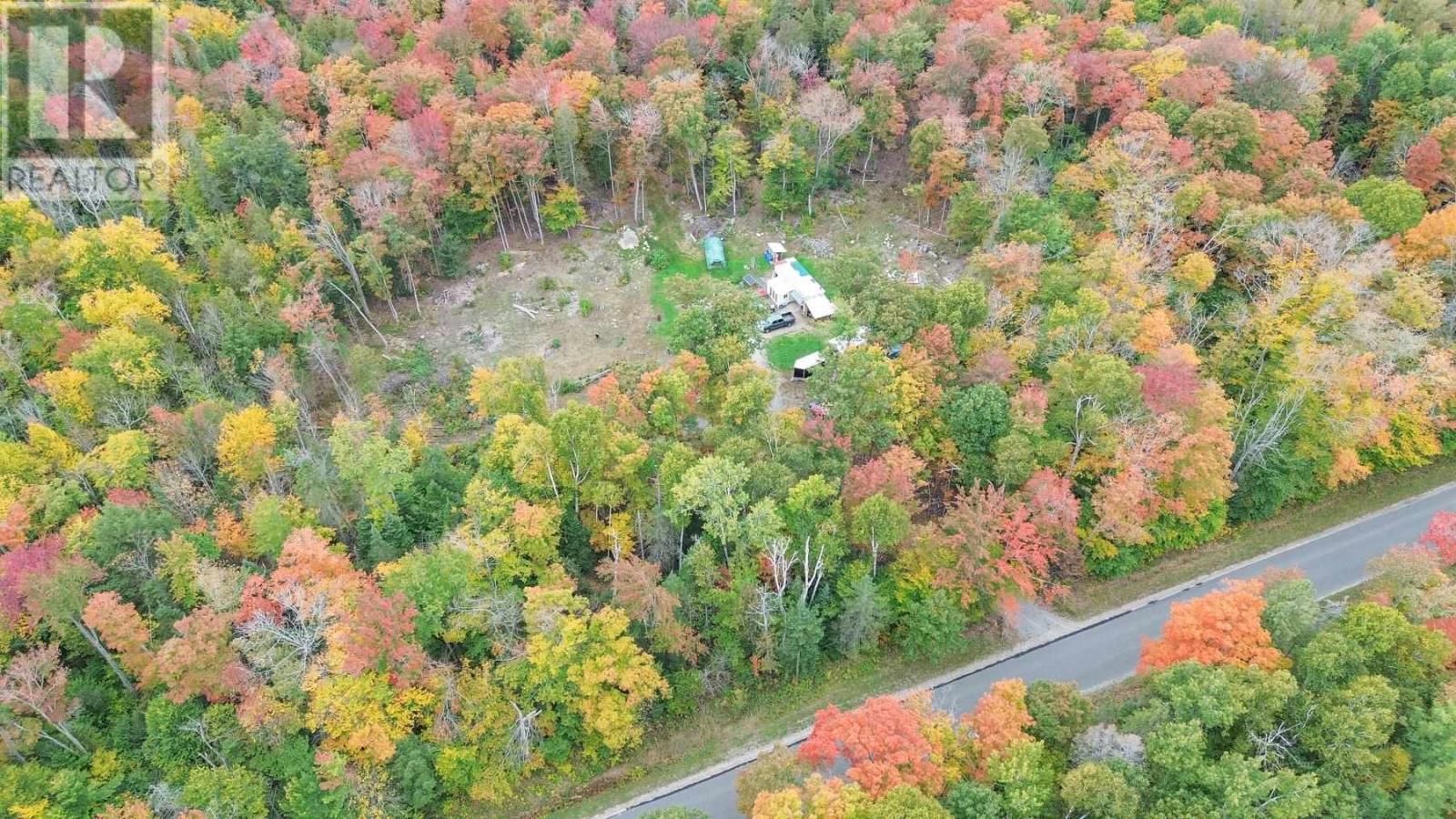 2542 HILTON RD Image 17