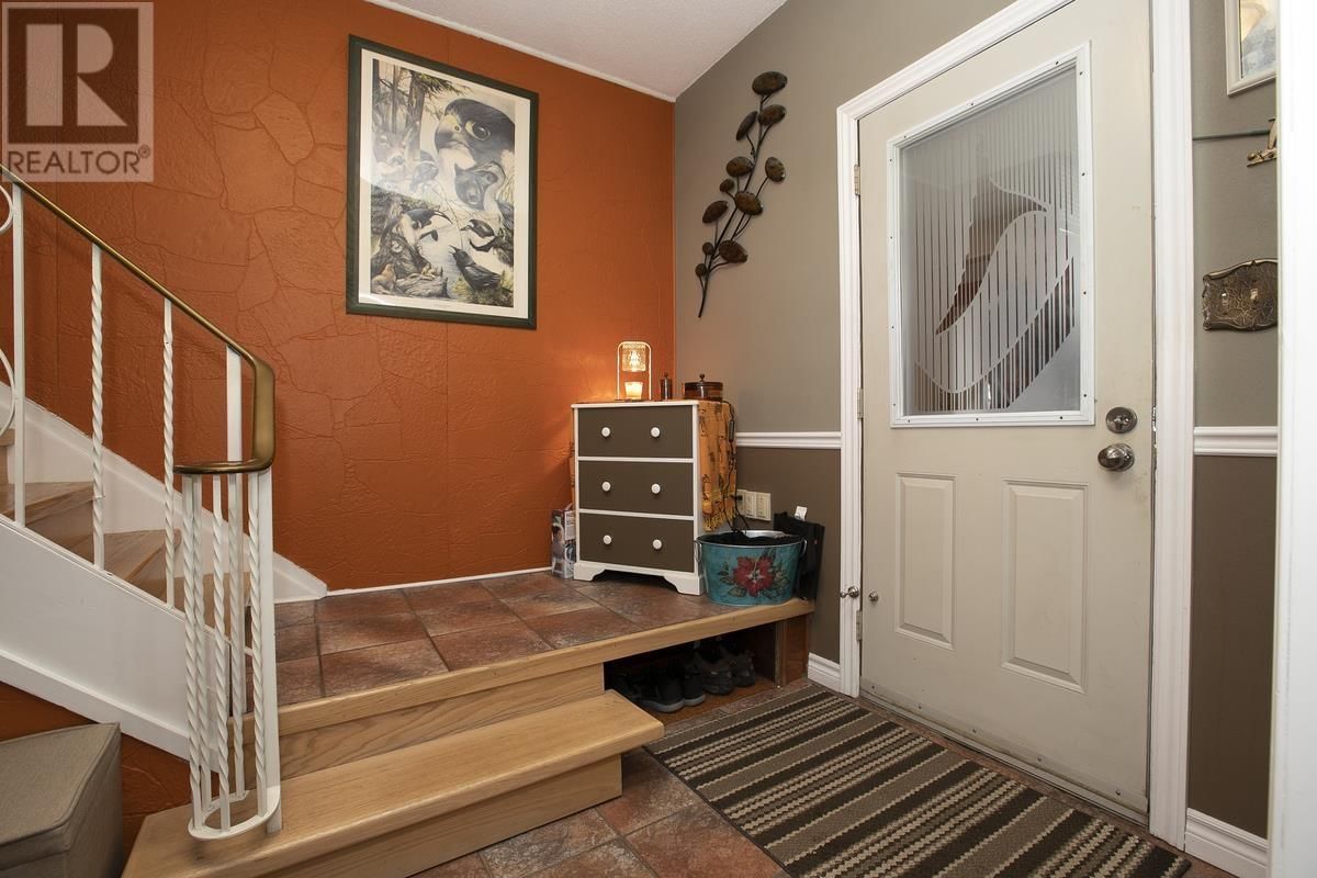 222 HUDSON ST Image 11