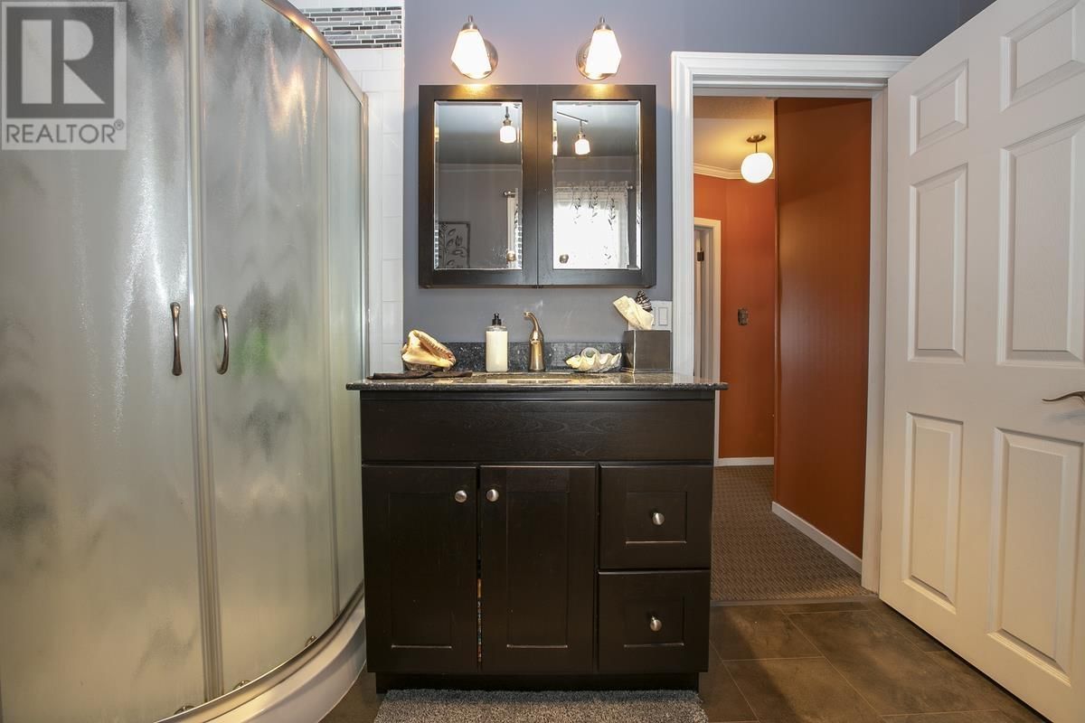 222 HUDSON ST Image 36