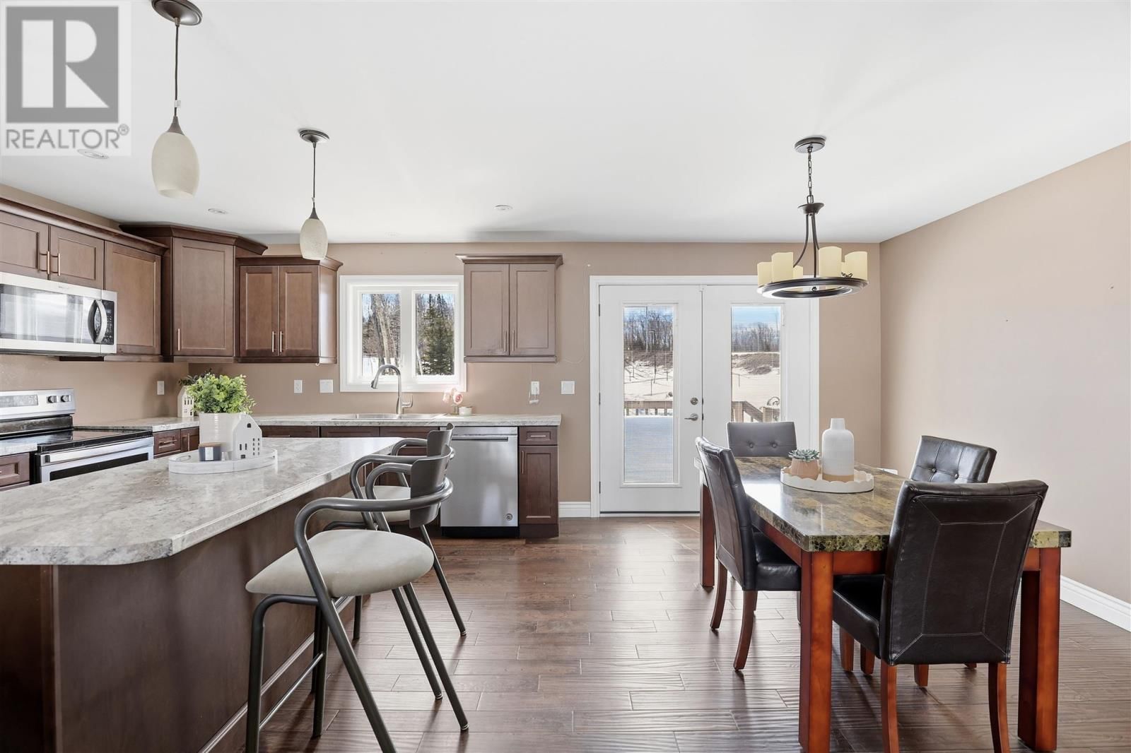 39 SADDLE CRES Image 10