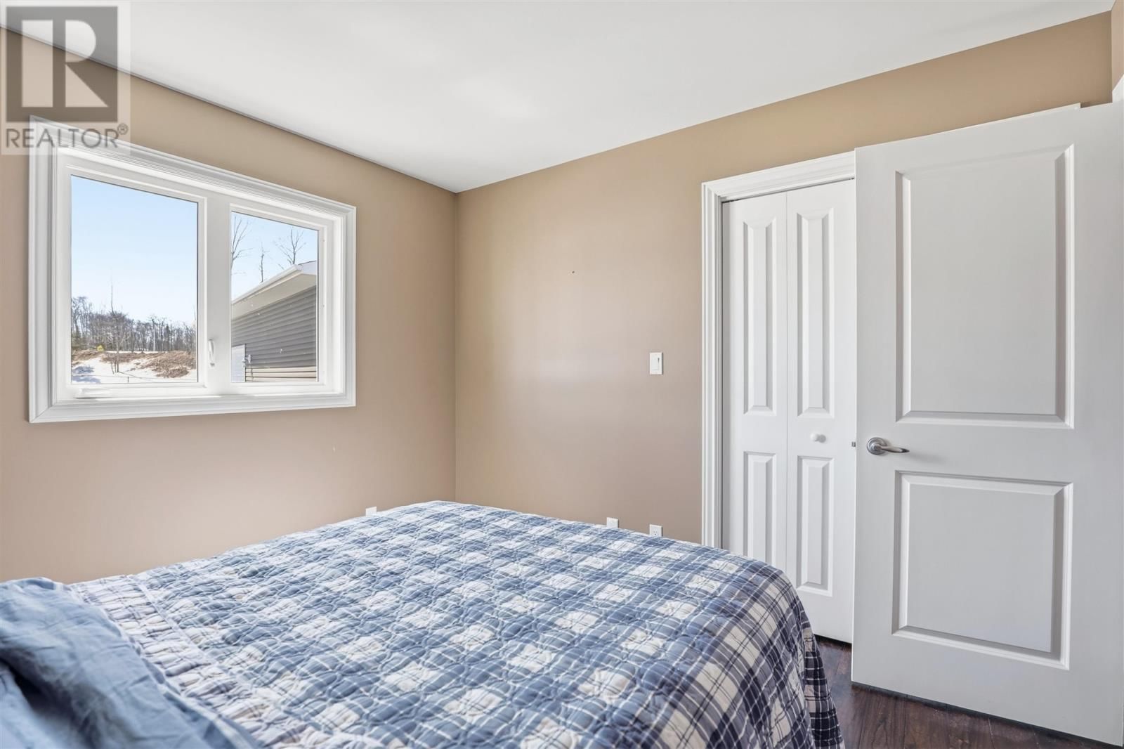 39 SADDLE CRES Image 16