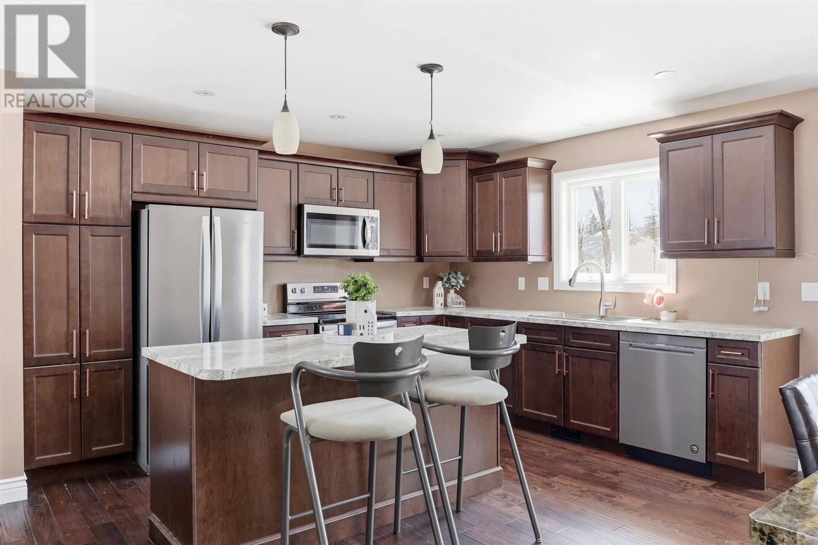 39 SADDLE CRES Image 7