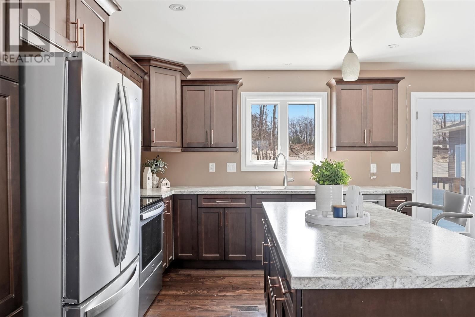 39 SADDLE CRES Image 8