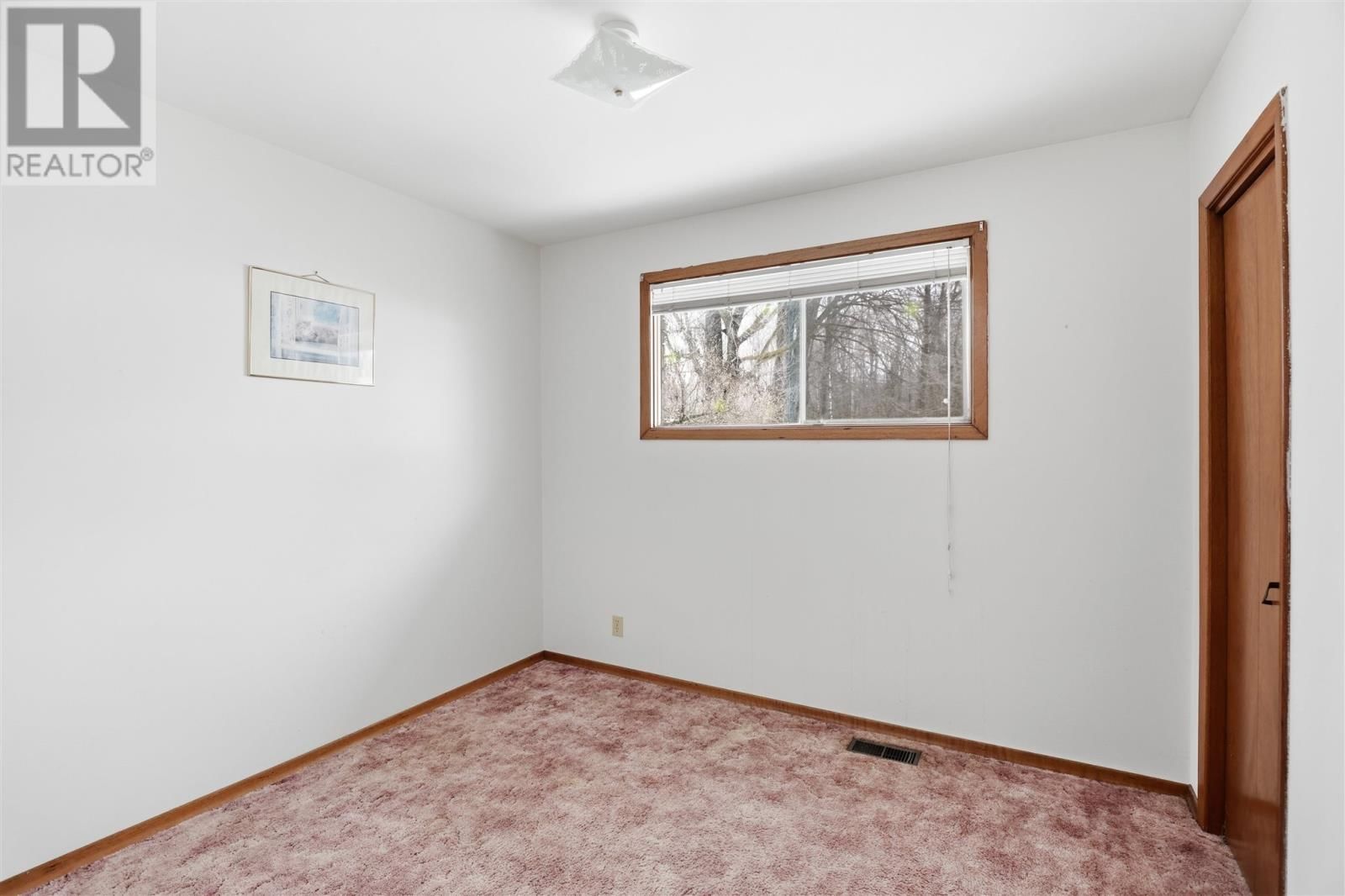 8 RANSOME DR Image 17