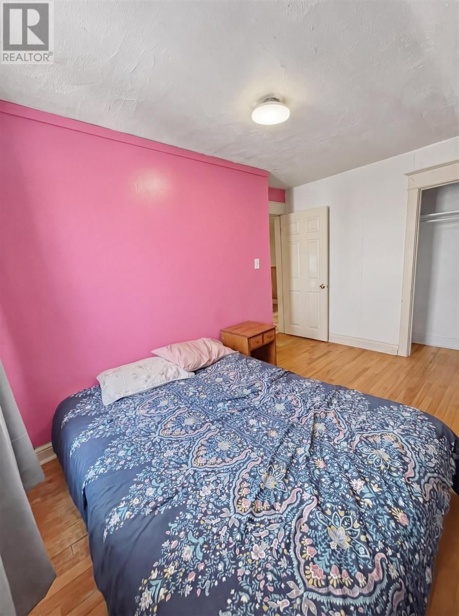 86 PARDEE AVE Image 7