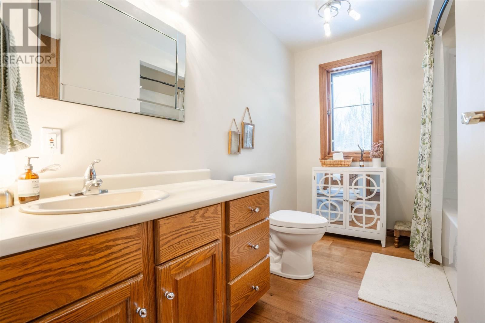 146 GRANT RD Image 30