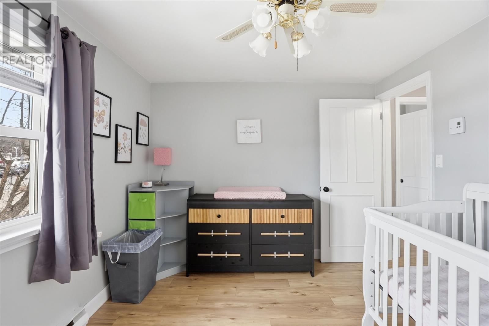 86 NICOLAS AVE Image 24