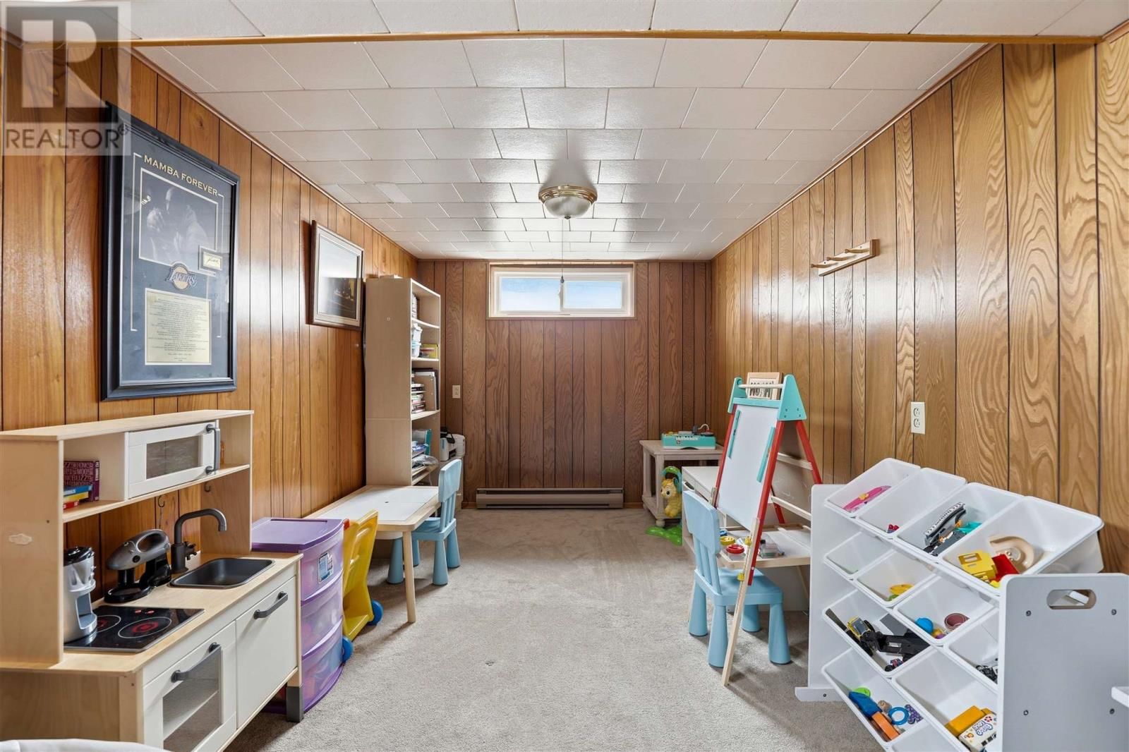 86 NICOLAS AVE Image 28