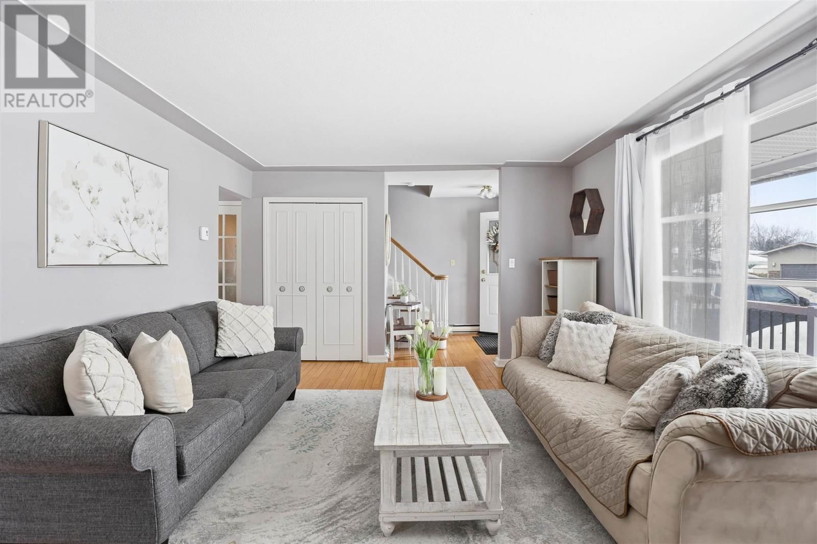 86 NICOLAS AVE Image 3