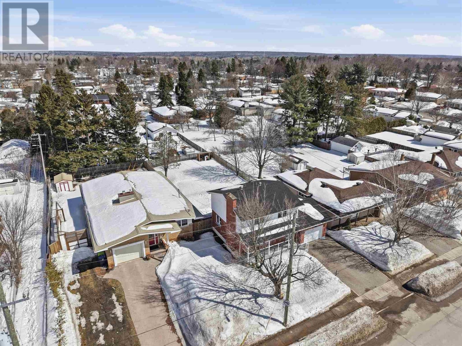 86 NICOLAS AVE Image 40