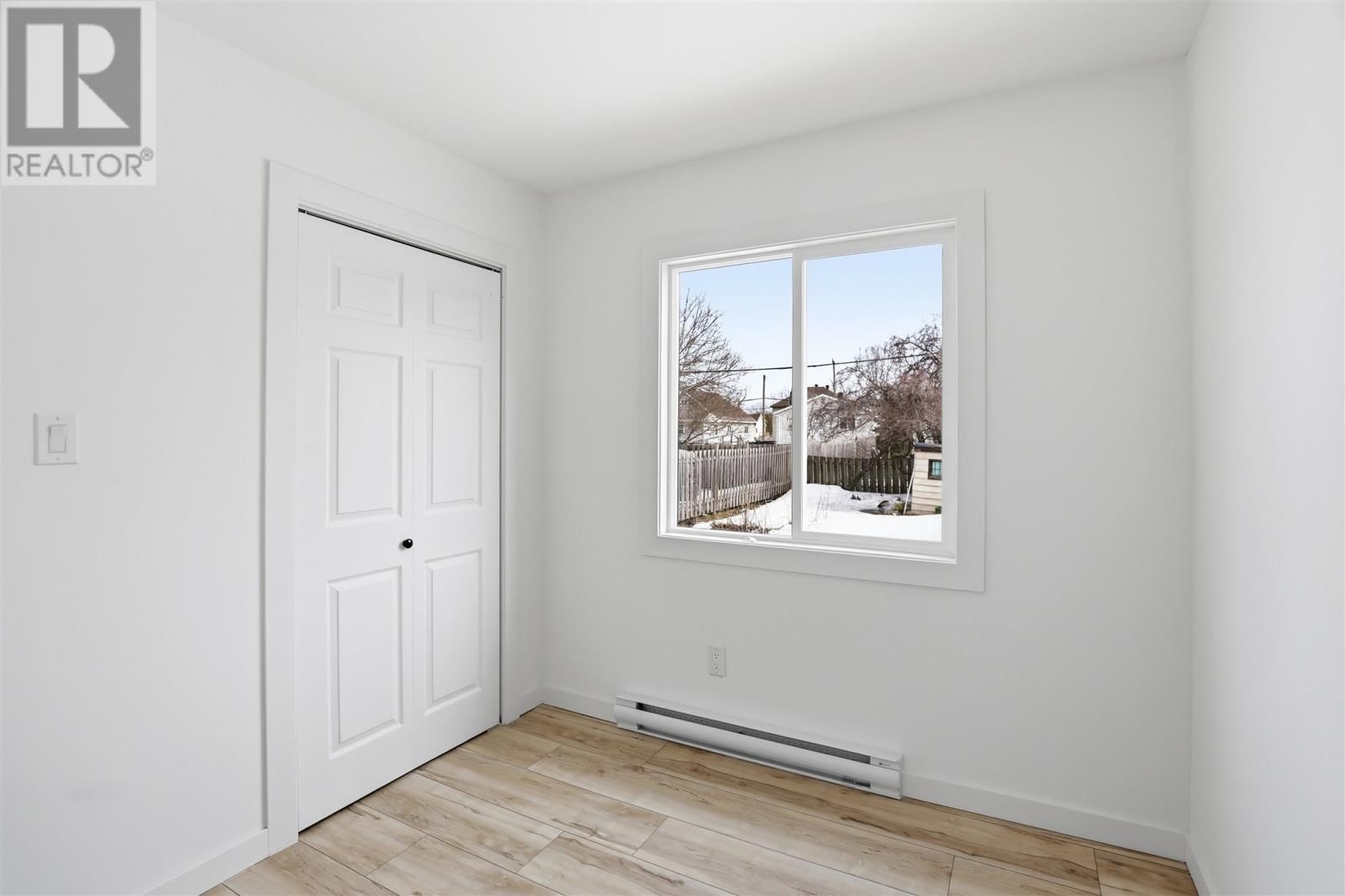 150 PITTSBURG AVE Image 11