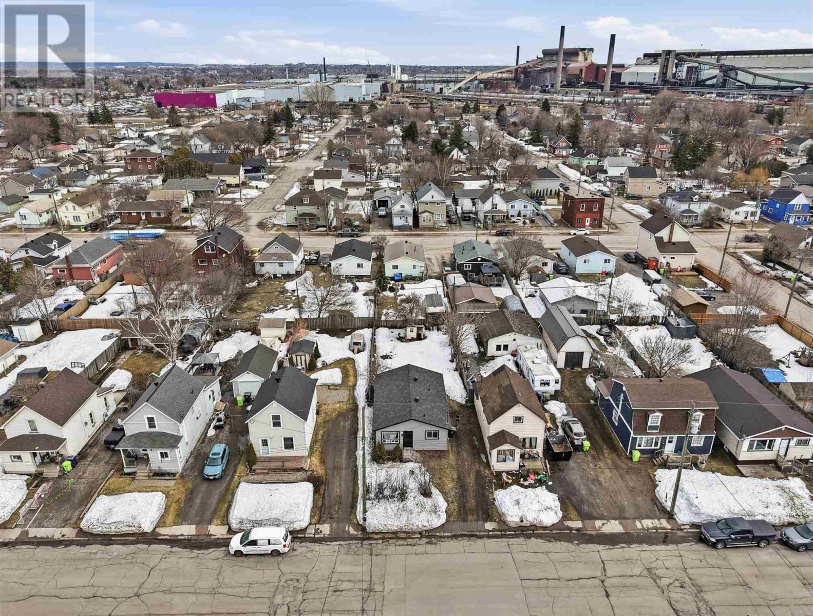 150 PITTSBURG AVE Image 38