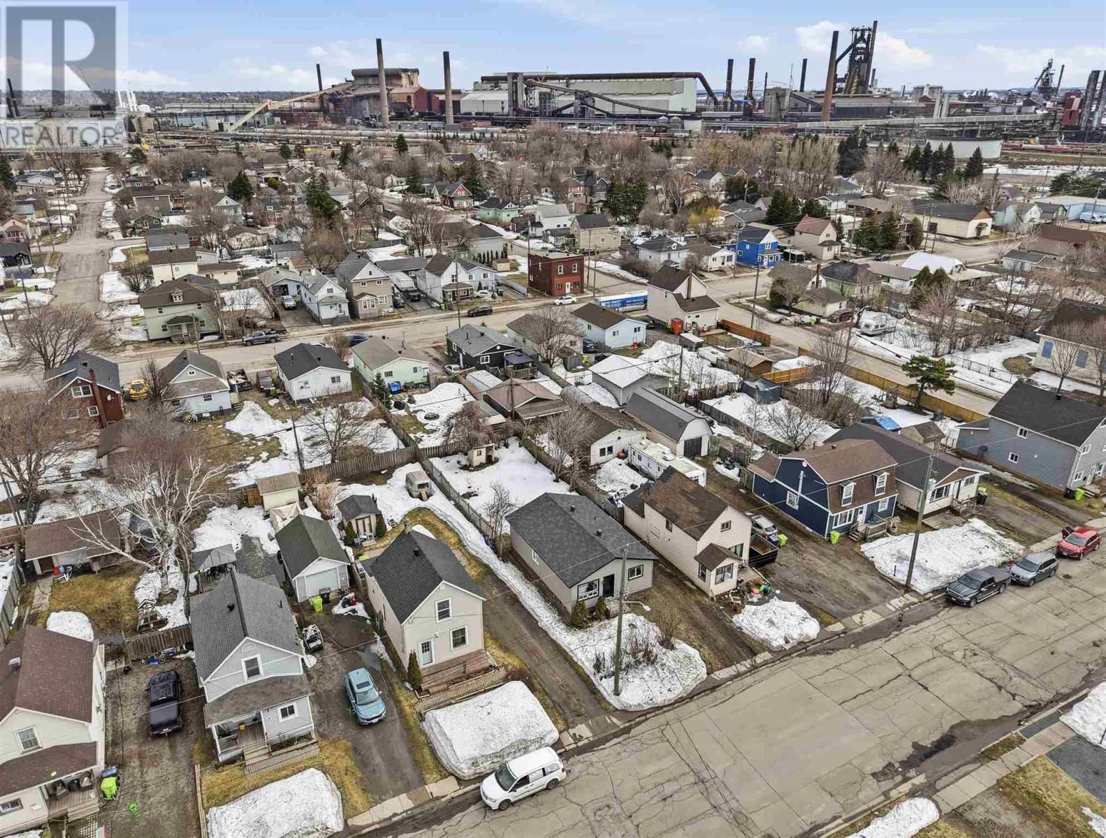 150 PITTSBURG AVE Image 39