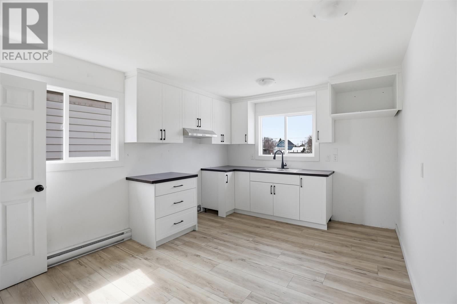 150 PITTSBURG AVE Image 5