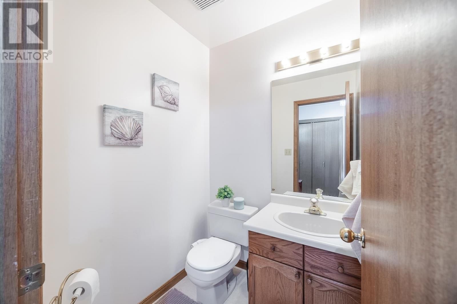 333 PARKLAND CRES Image 5