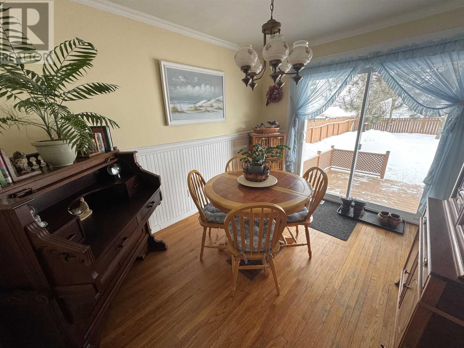 143 DIEPPE AVE Image 10