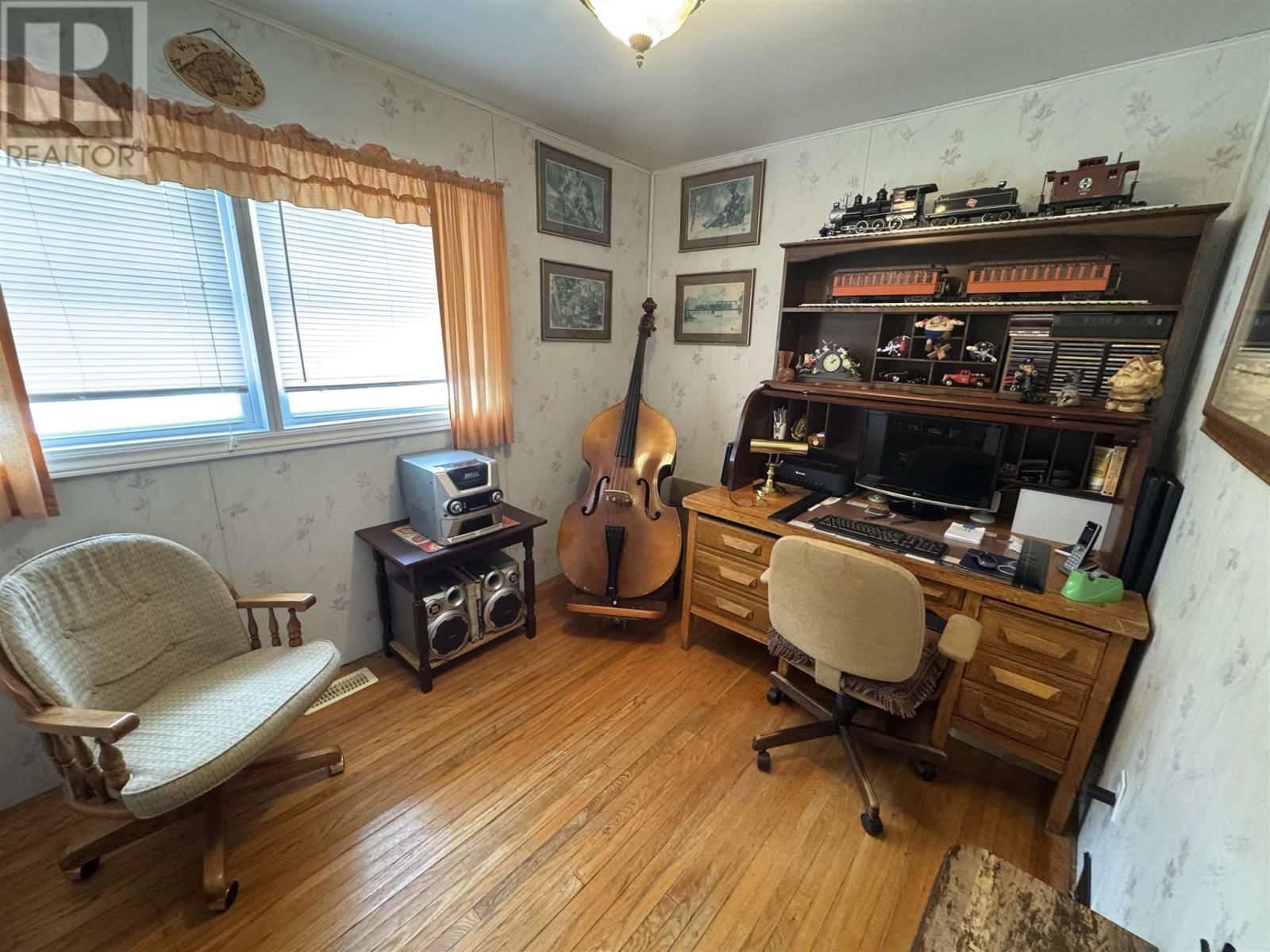 143 DIEPPE AVE Image 11