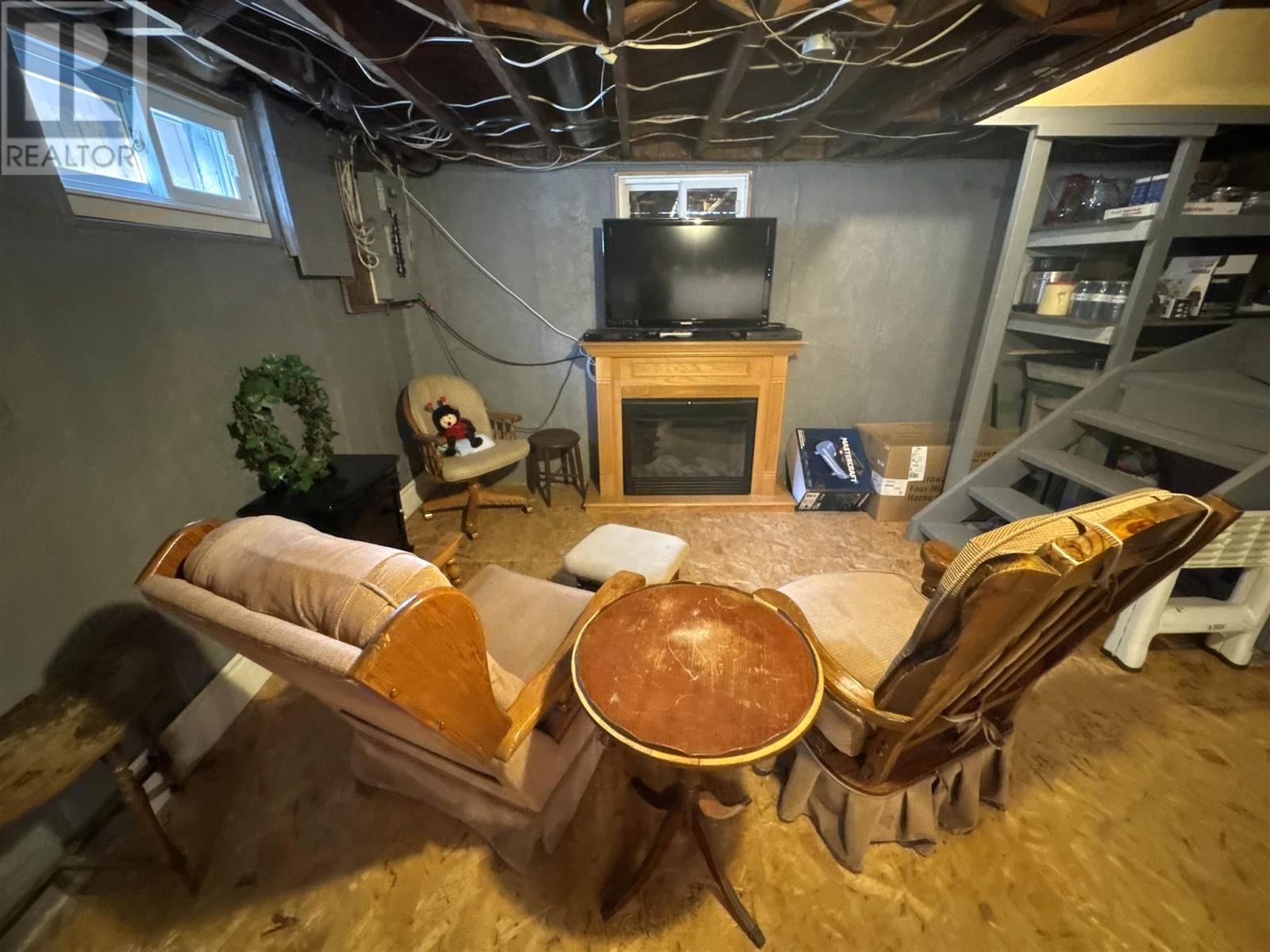 143 DIEPPE AVE Image 19