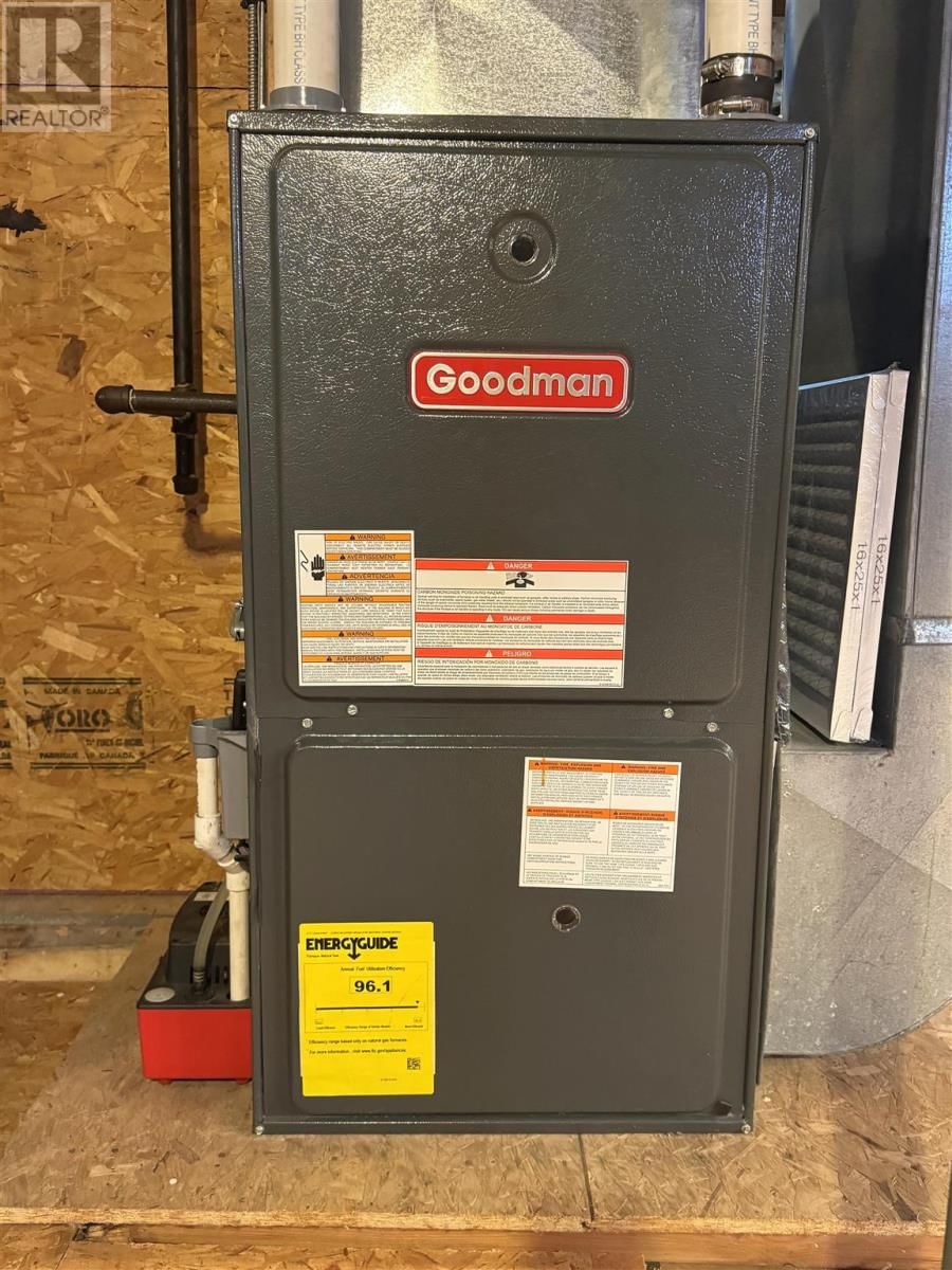 143 DIEPPE AVE Image 21