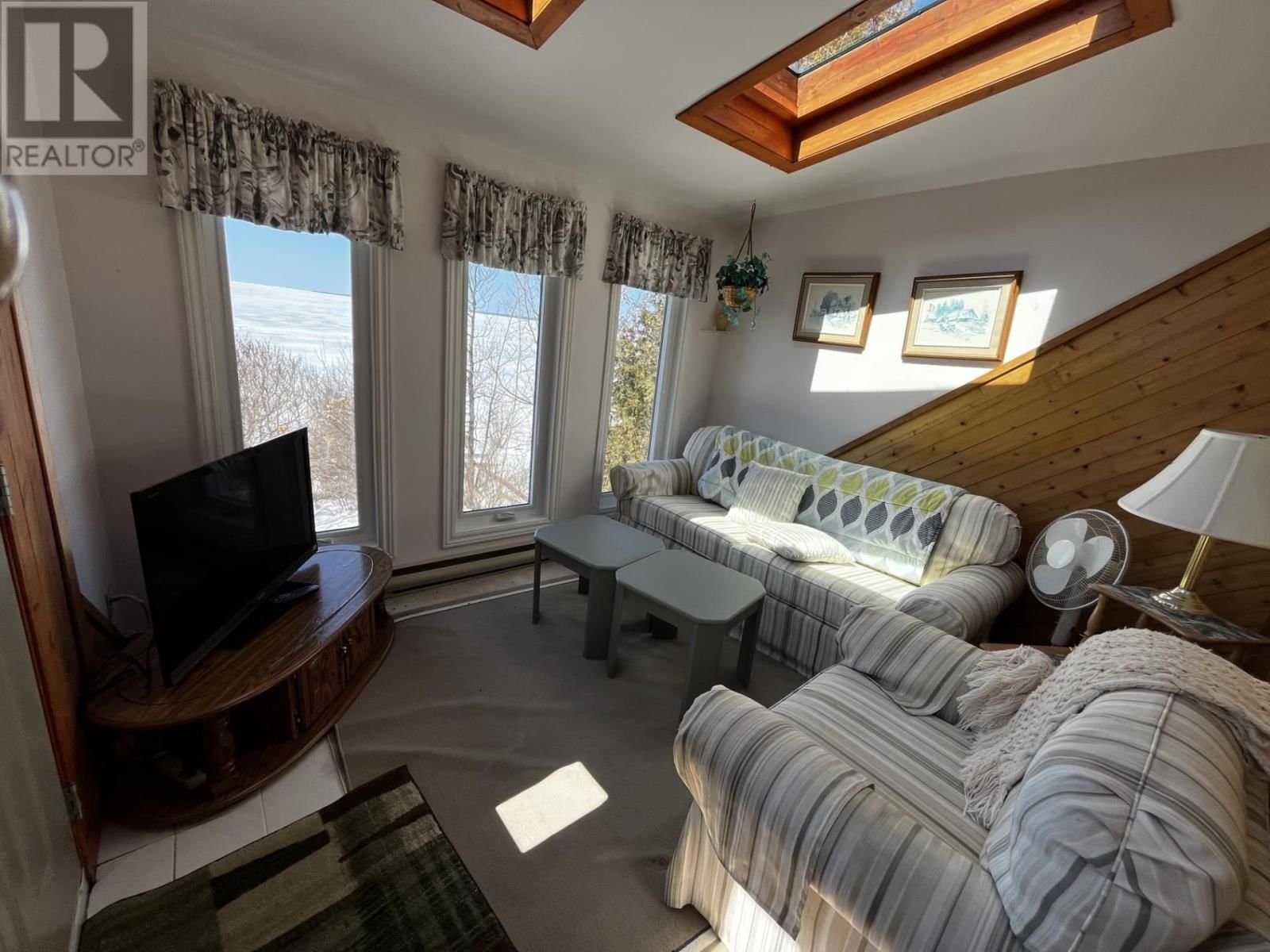 345 DEAD END RD Image 42