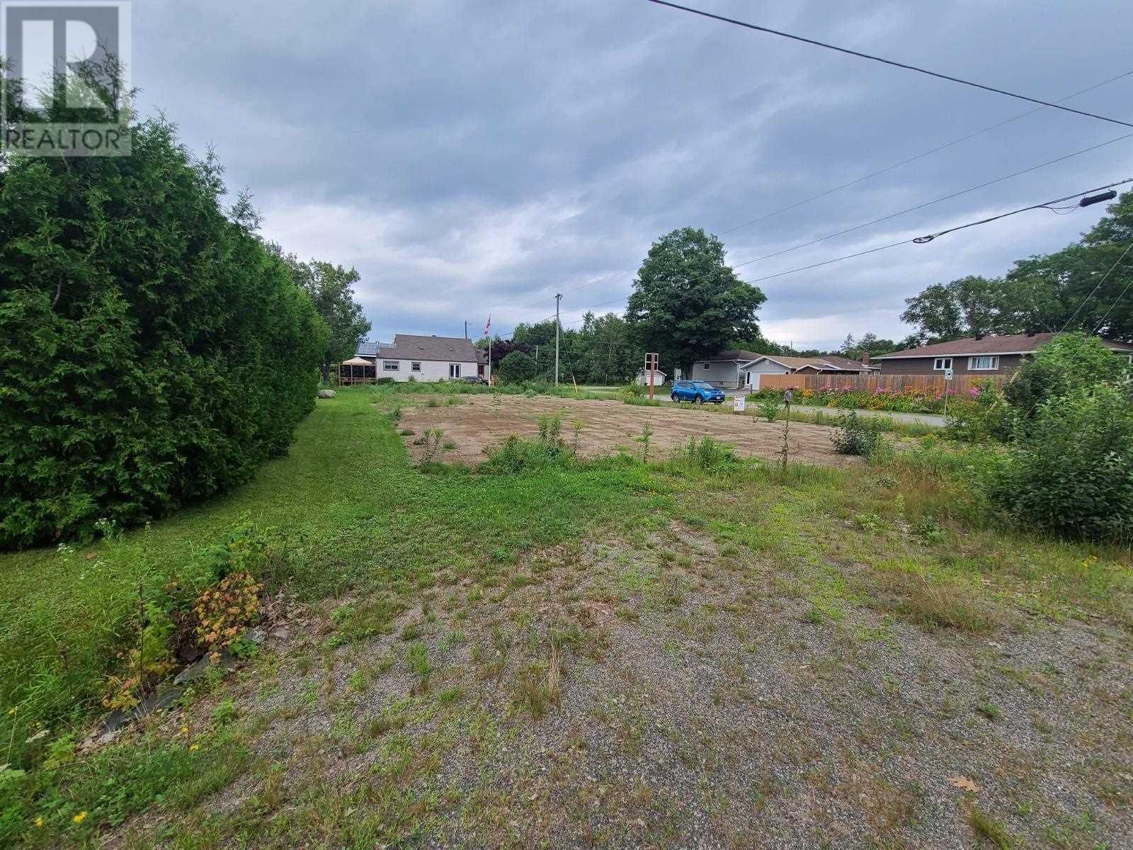 206 YOUNGFOX RD Image 2