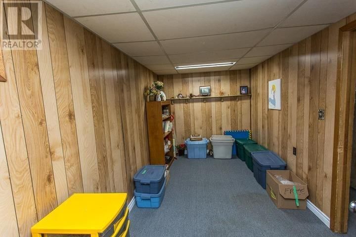 593 PINE ST Image 20