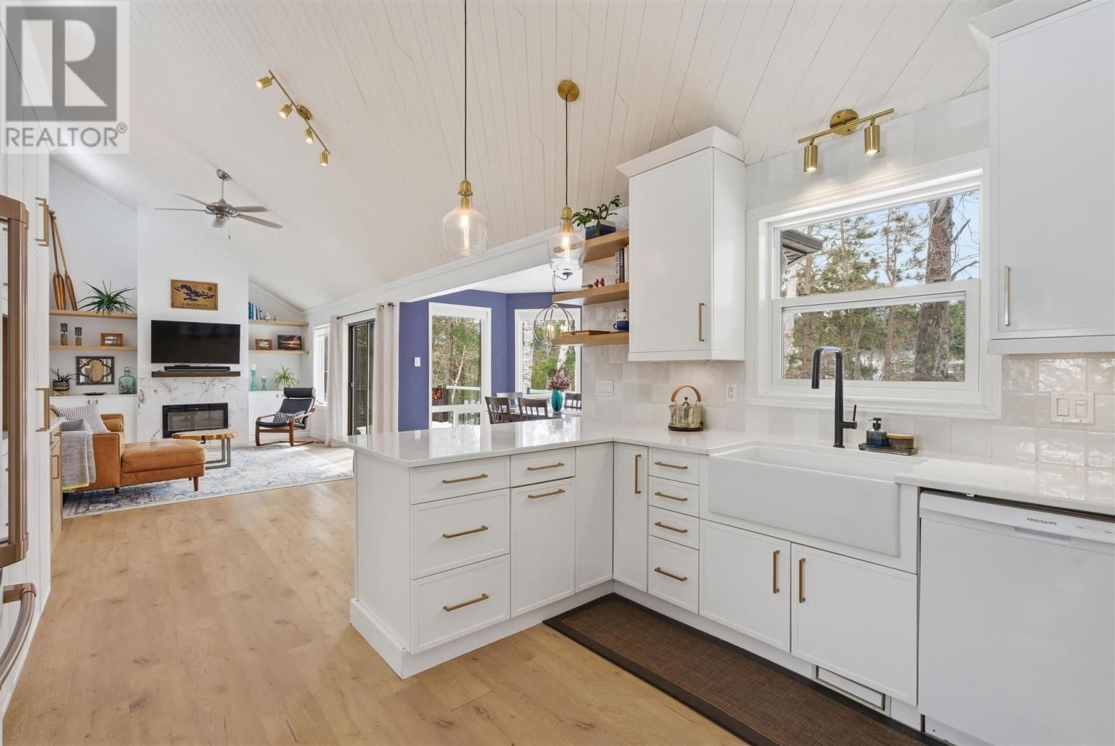 1161 LAU CAMP RD Image 31