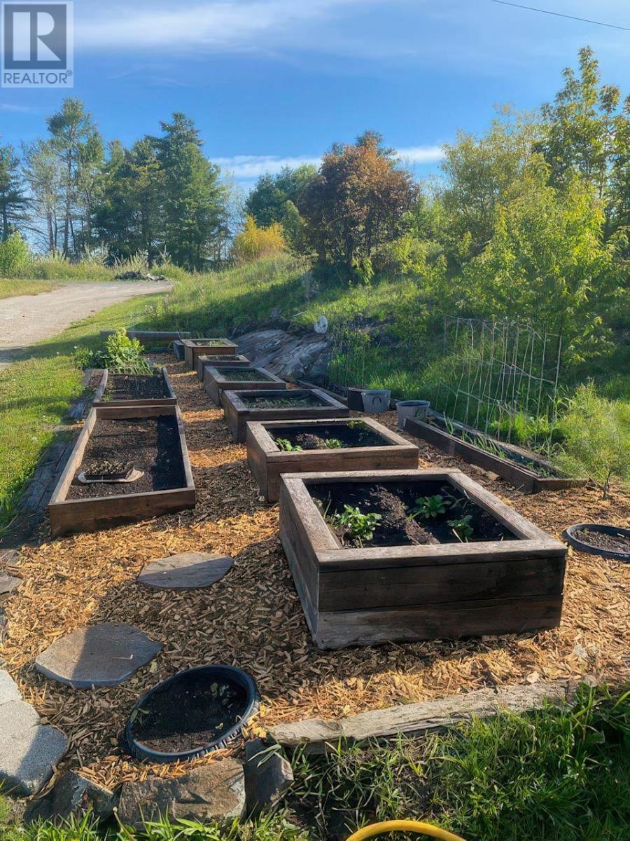 1161 LAU CAMP RD Image 47