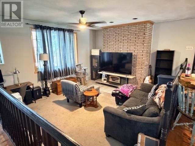 76 HURON AVE Image 8