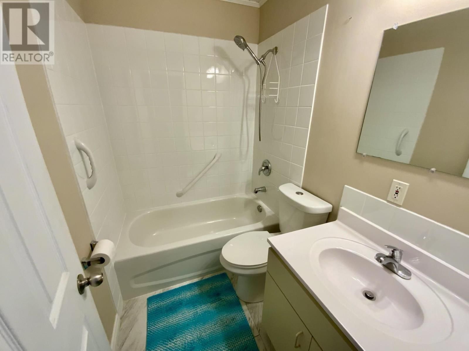 296 OLD GOULAIS BAY RD Image 13