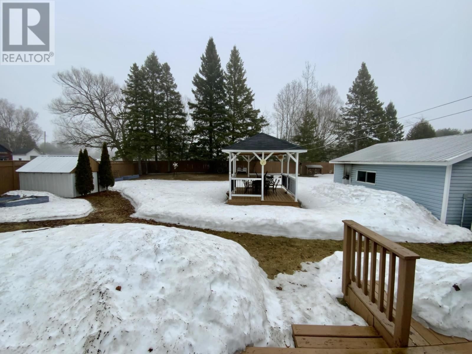 296 OLD GOULAIS BAY RD Image 18