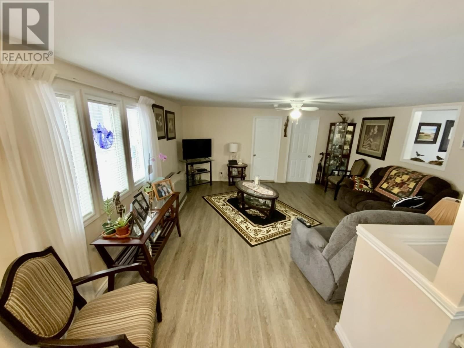 296 OLD GOULAIS BAY RD Image 5