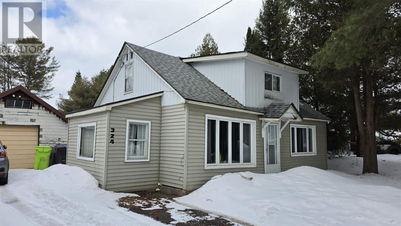 324 RIVER RD Image 2