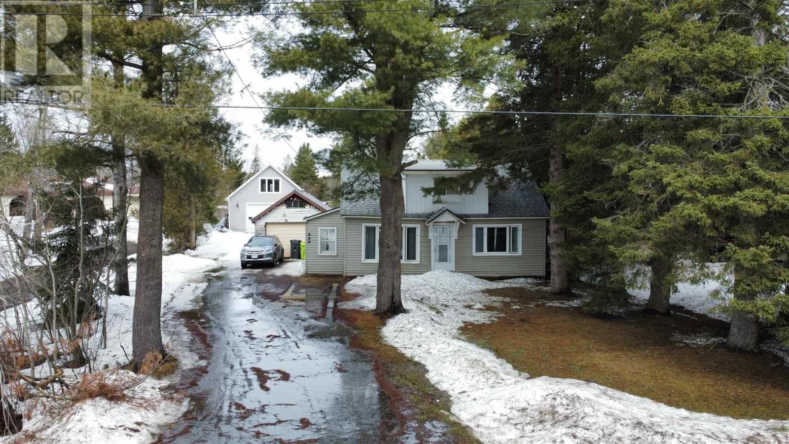 324 RIVER RD Image 5