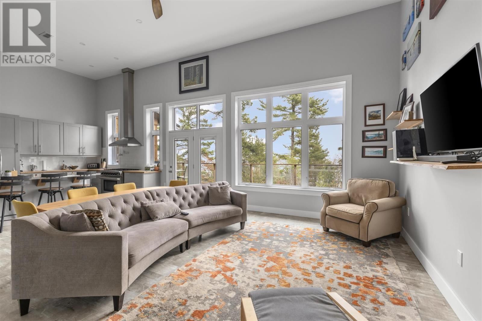 35 EMILY CT Image 14