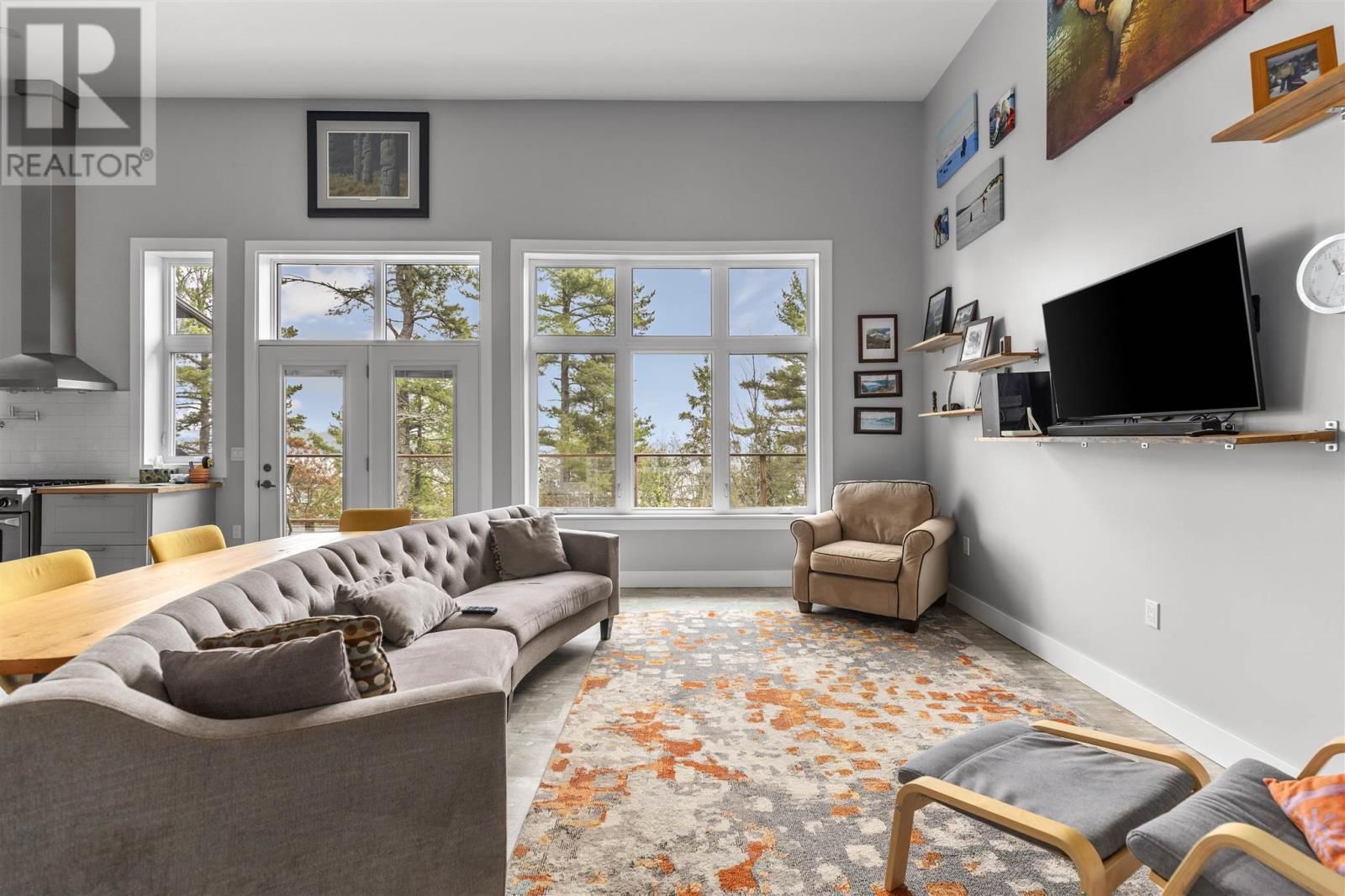 35 EMILY CT Image 15