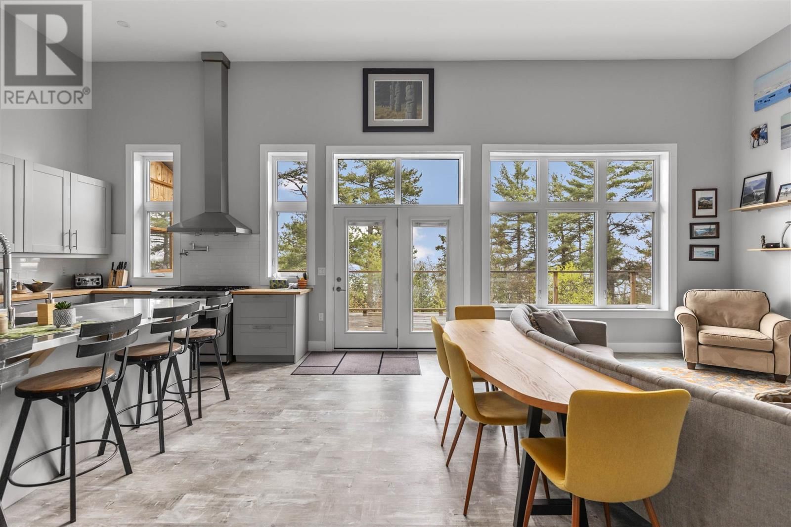 35 EMILY CT Image 20