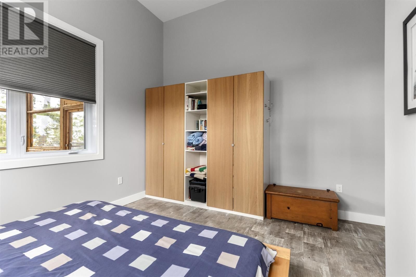 35 EMILY CT Image 27