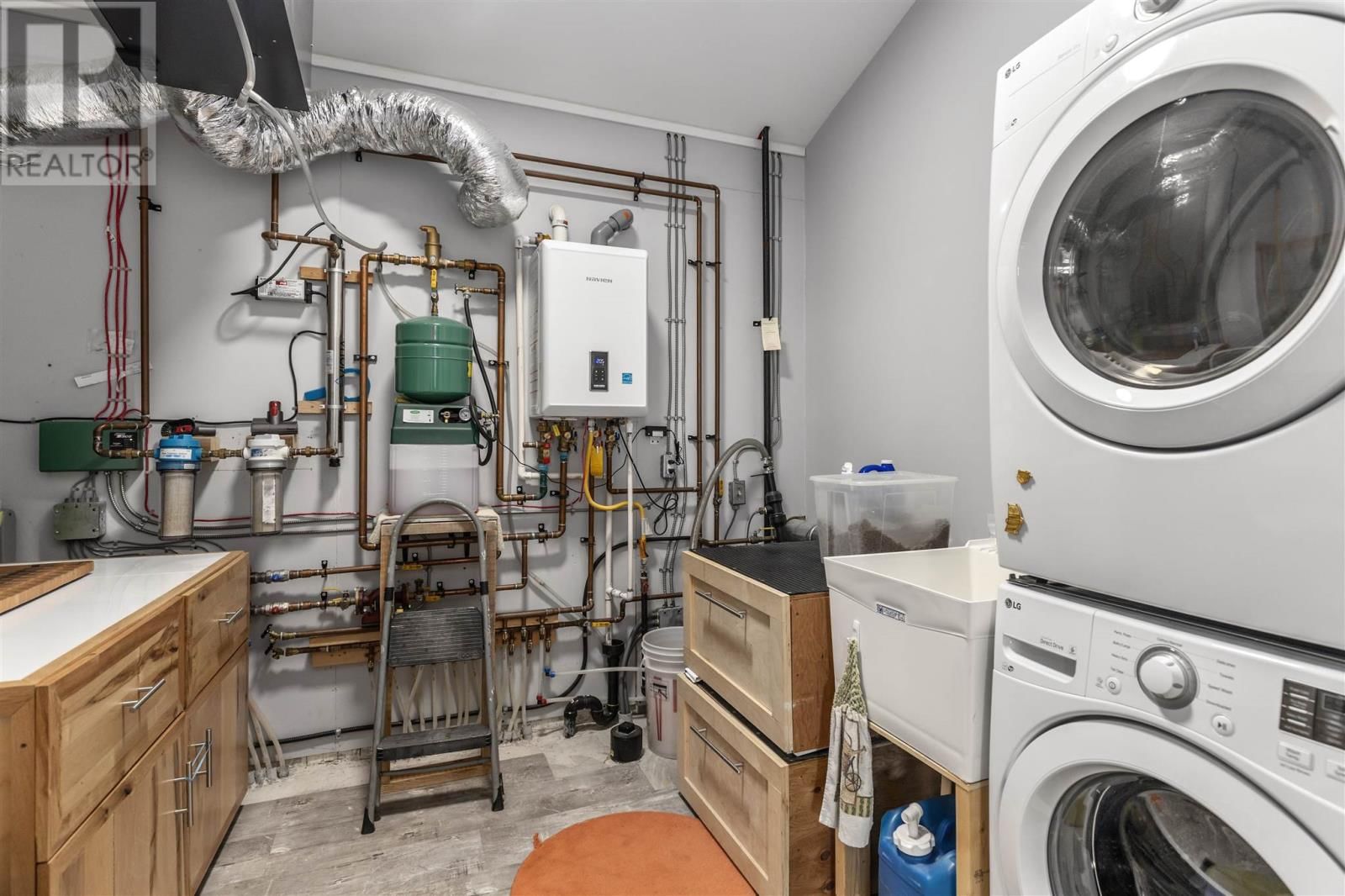 35 EMILY CT Image 39