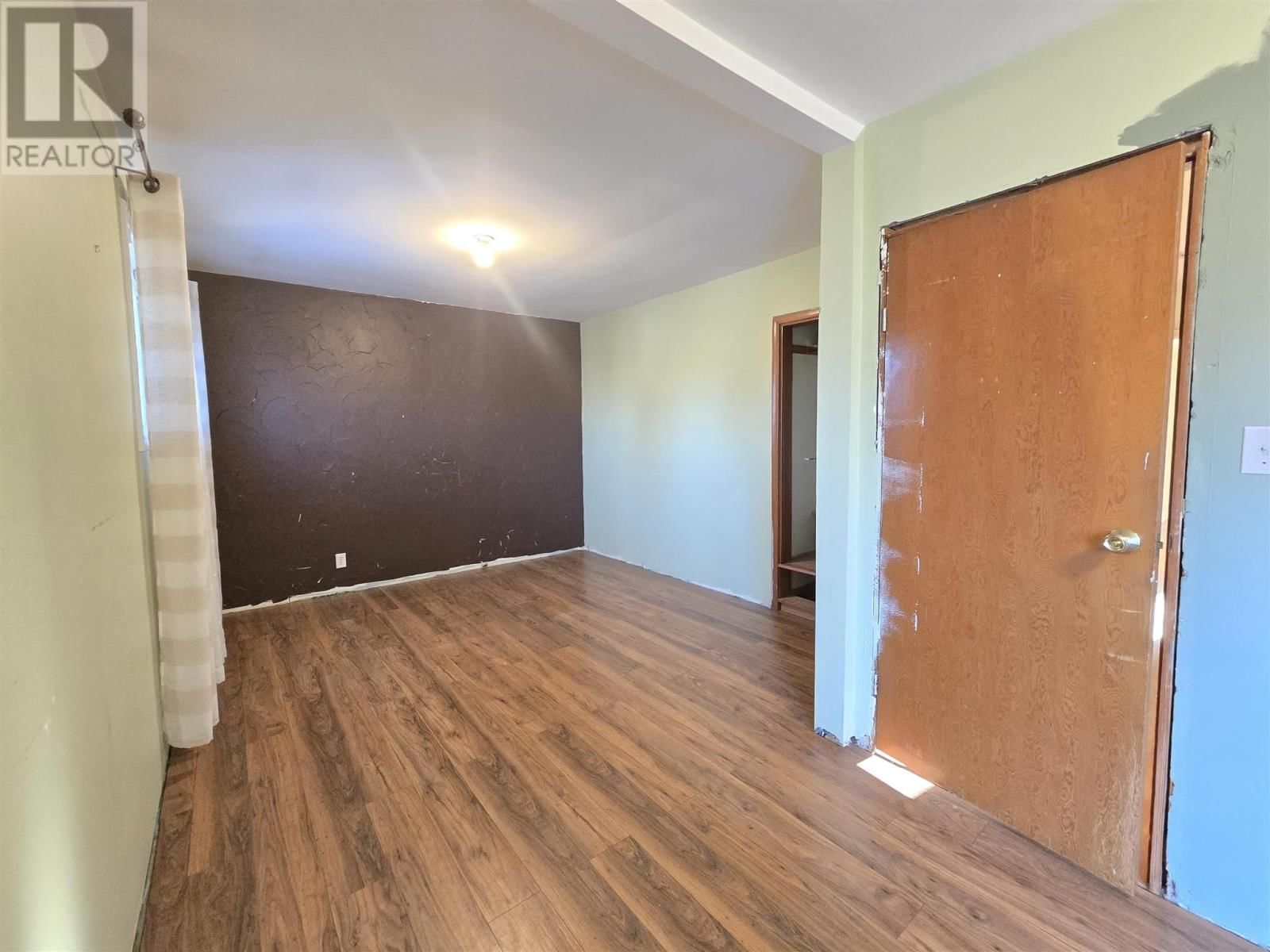 176 GLASGOW AVE Image 11