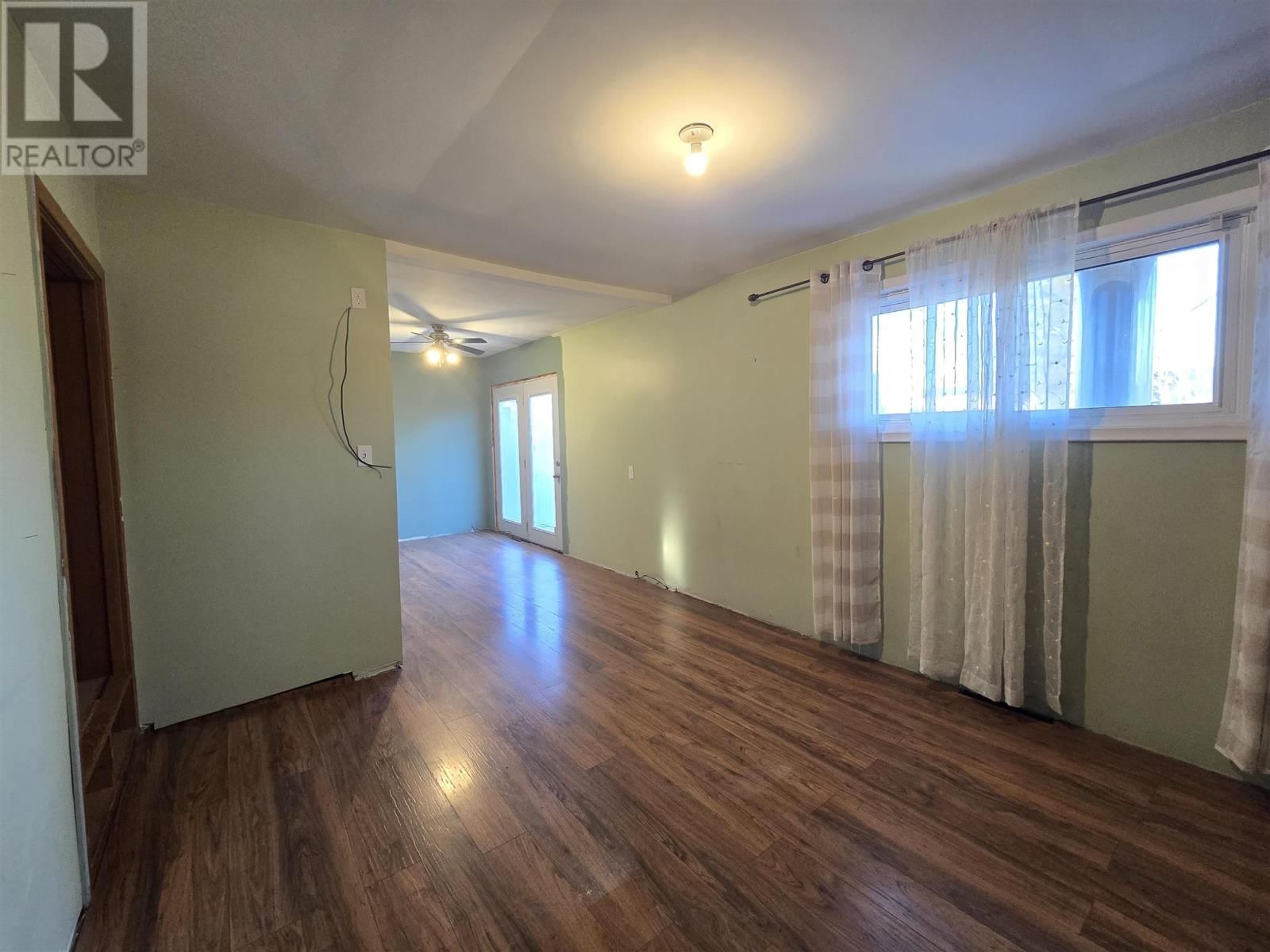 176 GLASGOW AVE Image 13