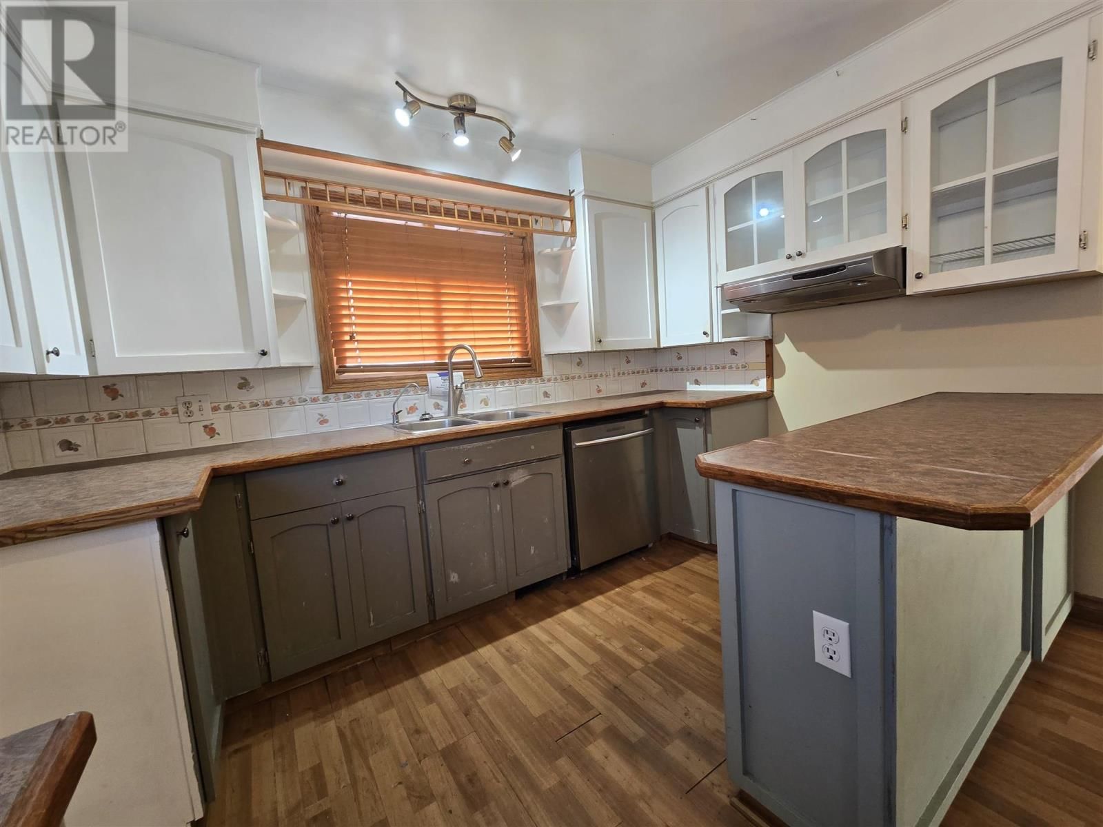 176 GLASGOW AVE Image 5