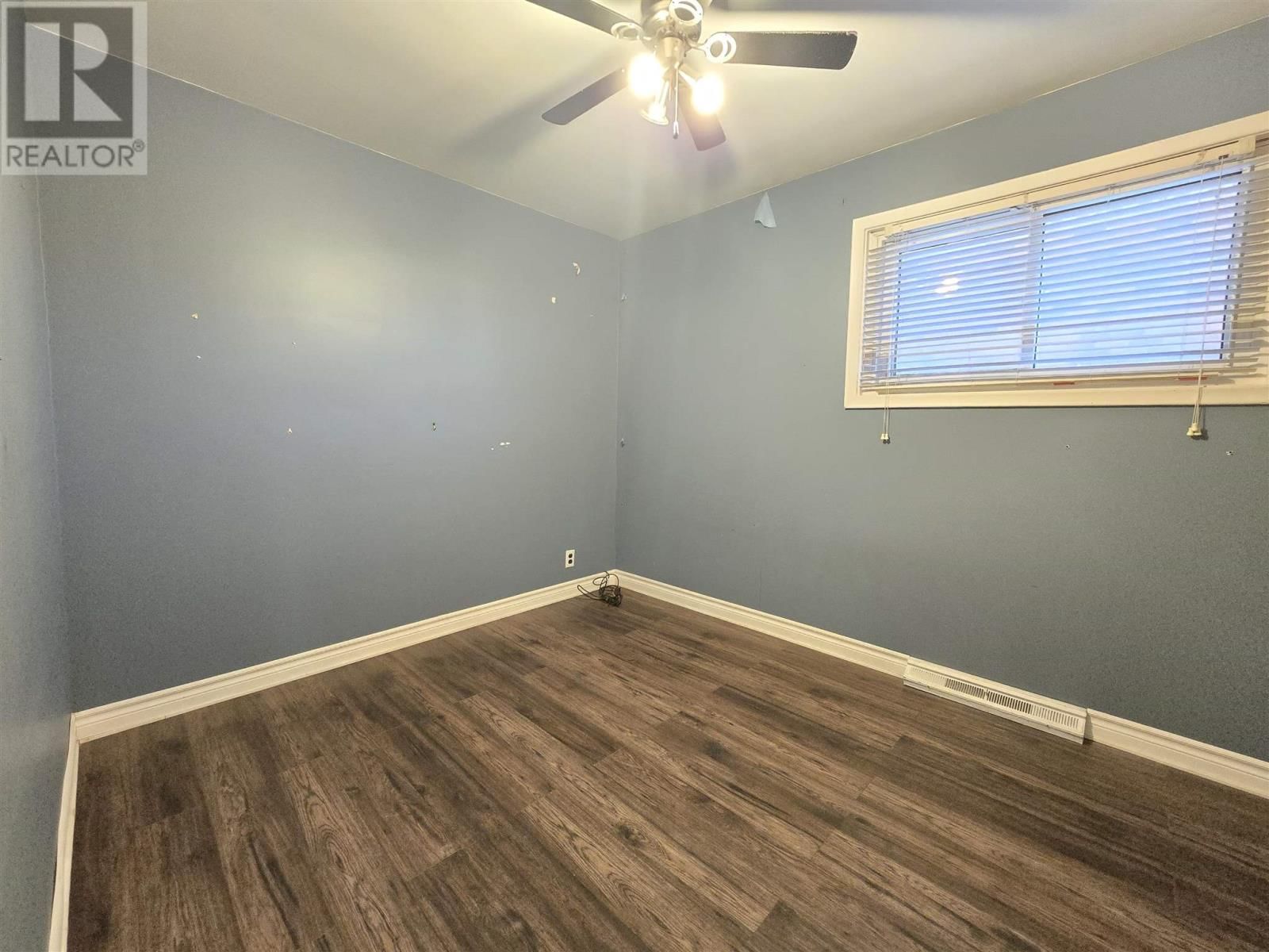 176 GLASGOW AVE Image 8