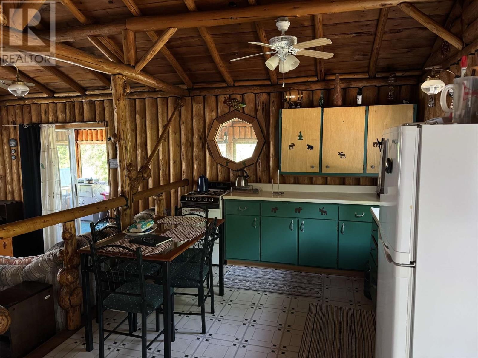 059 ANJIGAMI LAKE Image 12